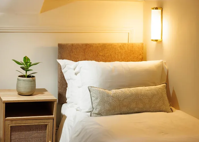 Ocean City Stylish Top Floor Flat